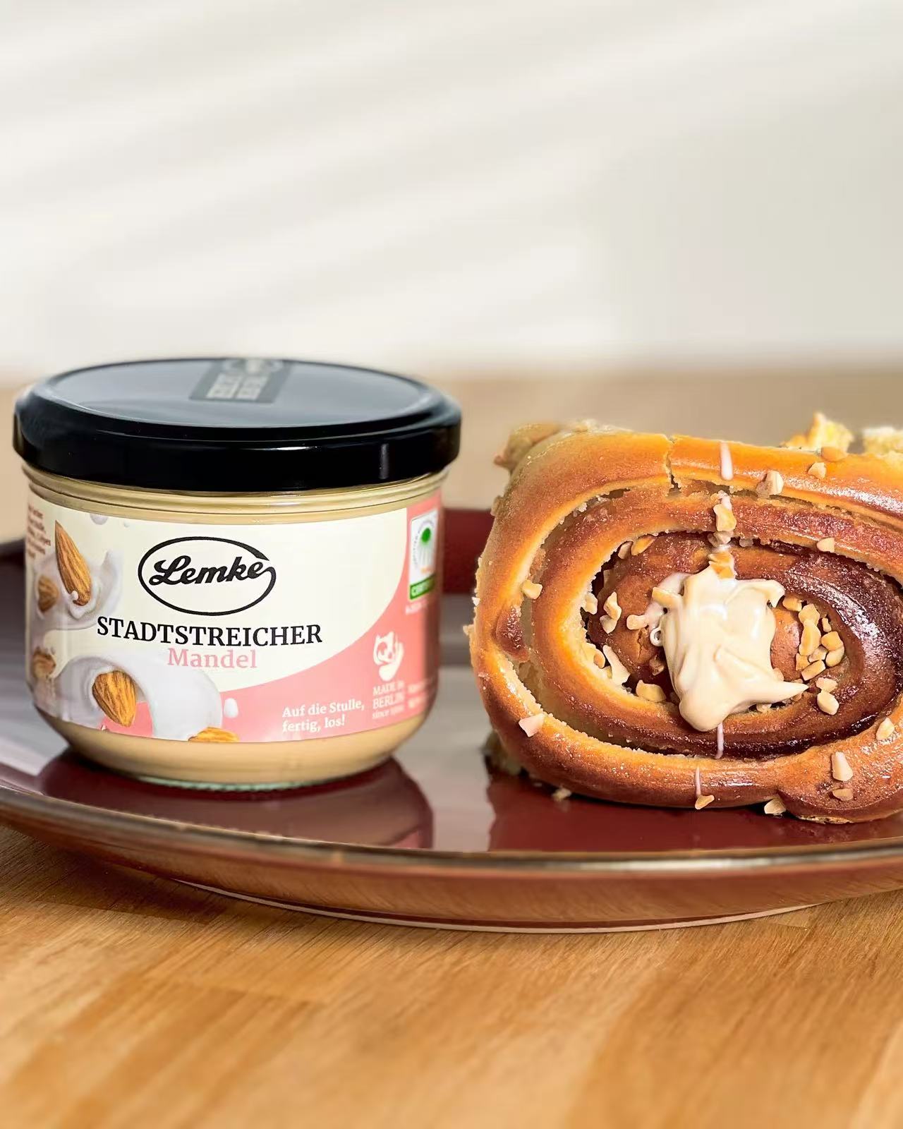 Lemke -Stadtstreicher Mandel - Mandelcreme - 250g (8 Stück je Karton)